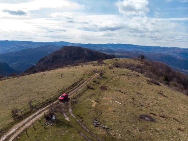 Prodaje se poljoprivredno i šumsko zemljište, 7. 71 ha, Sopotnica, Prijepolje