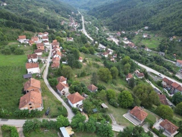 Prodaju se 2 kuće 280 i 270 m2, Peselja, Prijepolje