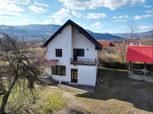 Prodaje se kuća 185 m2, Ivanjski put 302, Prijepolje 