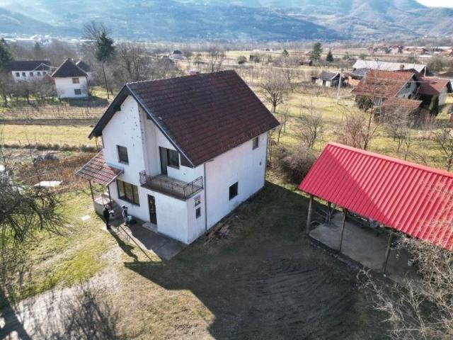 Prodaje se kuća 185 m2, Ivanjski put 302, Prijepolje 