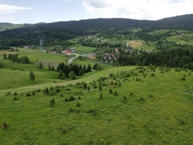 Prodaje se građevinsko zemljište 1549 m2, Kadina Ravan, Nova Varoš