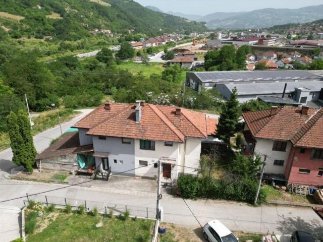 Prodaje se kuća u nizu  184 m, Pionirska, Prijepolje