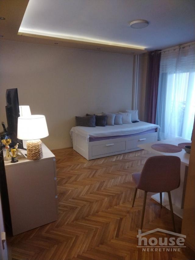 Stan NOVI SAD, BULEVAR, kv: 35, € 143170, ID: 1059369