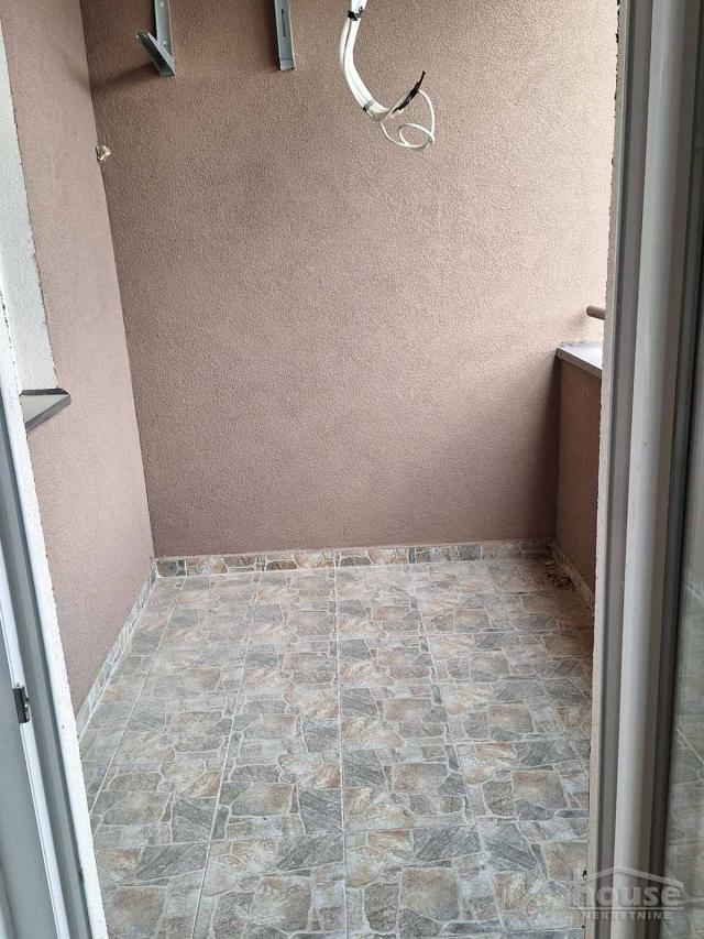 Stan PETROVARADIN, CENTAR, kv: 69, € 144200, ID: 1059861