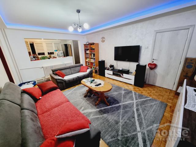 Stan NOVI SAD, BULEVAR, kv: 95, € 236900, ID: 1060061