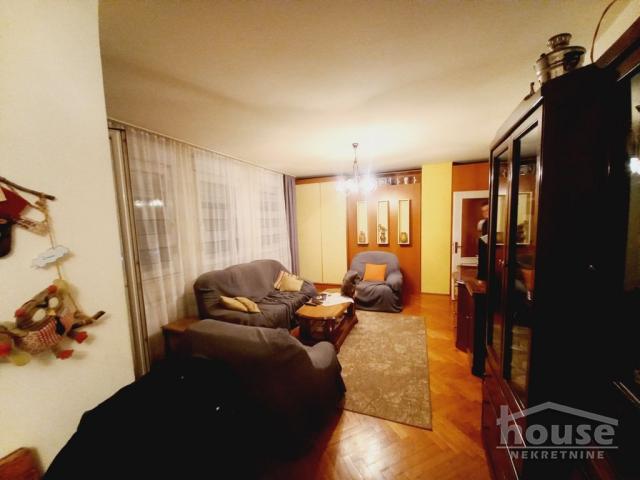 Stan NOVI SAD, BULEVAR, kv: 83, € 196630, ID: 1060748