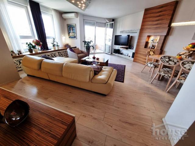 Stan NOVI SAD, LIPOV GAJ, kv: 131, € 257500, ID: 1061042