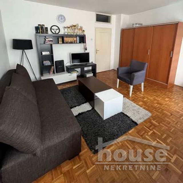 Stan NOVI SAD, BULEVAR, kv: 32, € 92700, ID: 1061777