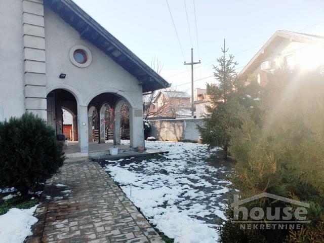 Kuća PETROVARADIN, MIŠELUK, kv: 200, € 185400, ID: 3044923