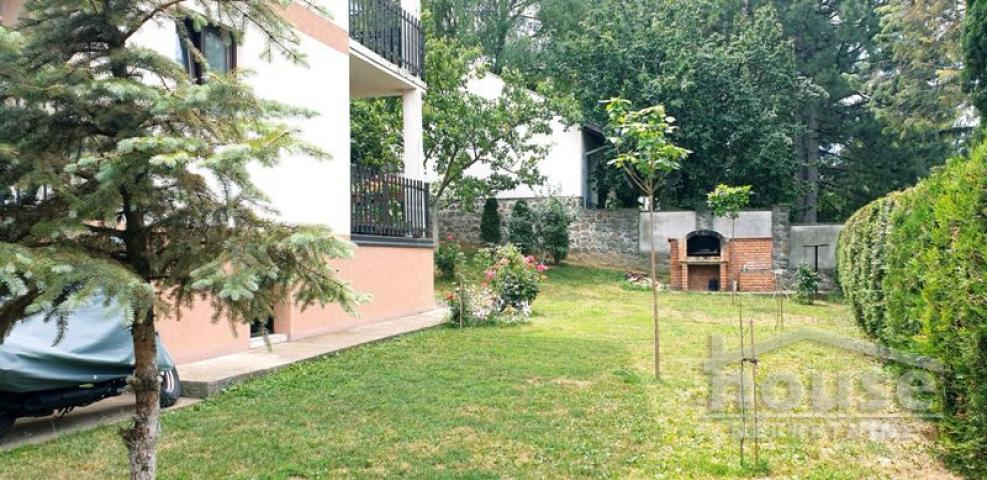 Kuća SREMSKA KAMENICA, ČARDAK, kv: 404, € 515000, ID: 3045035