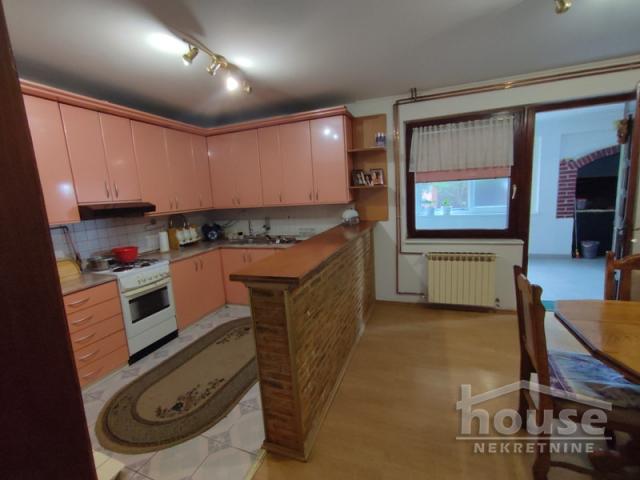 Kuća SREMSKA KAMENICA, CENTAR, kv: 462, € 339900, ID: 3045405