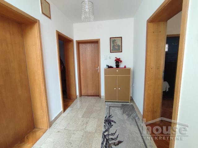 Kuća SREMSKA KAMENICA, CENTAR, kv: 380, € 257500, ID: 3045429