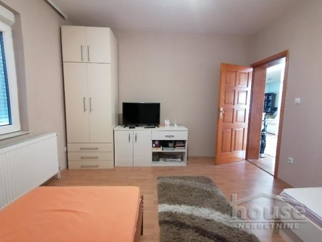 Kuća SREMSKA KAMENICA, PARAGOVO, kv: 250, € 257500, ID: 3045555