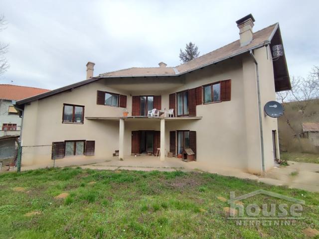 Kuća SREMSKA KAMENICA, BOCKE, kv: 250, € 395000, ID: 3045639