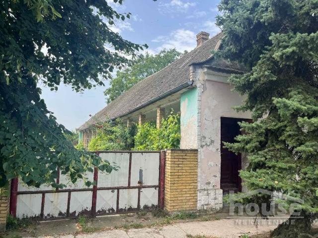 Kuća ZMAJEVO, ZMAJEVO, kv: 224, € 36000, ID: 3045830