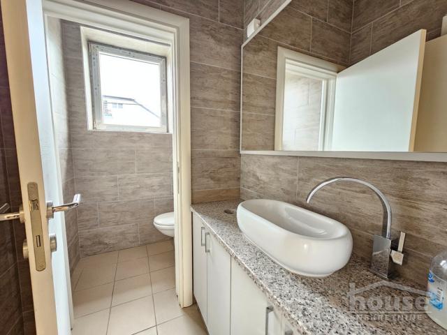 Kuća NOVI SAD, LIPOV GAJ, kv: 970, € 1000000, ID: 3046192