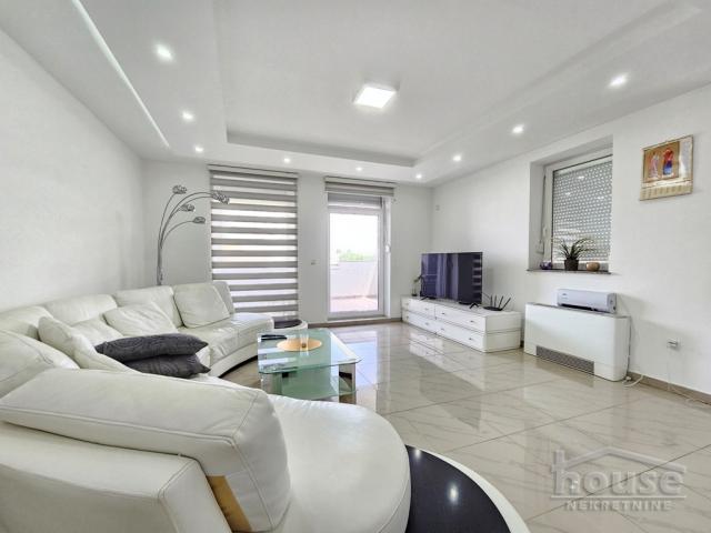 Kuća NOVI SAD, LIPOV GAJ, kv: 970, € 1000000, ID: 3046192