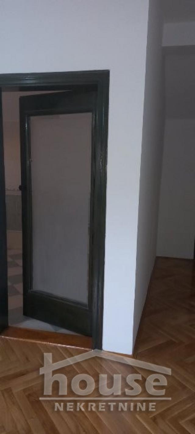 Izdavanje NOVI SAD, CENTAR, kv: 128, € 2000, ID: 9113885