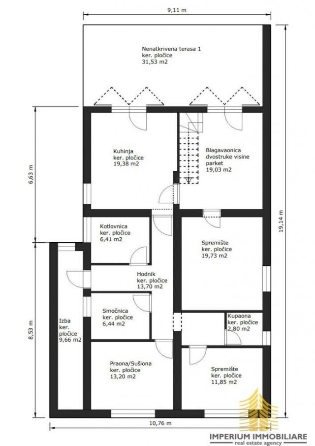 Kuća: Zagreb Vrhovec), 300. 00 m2, na parceli 780 m2 