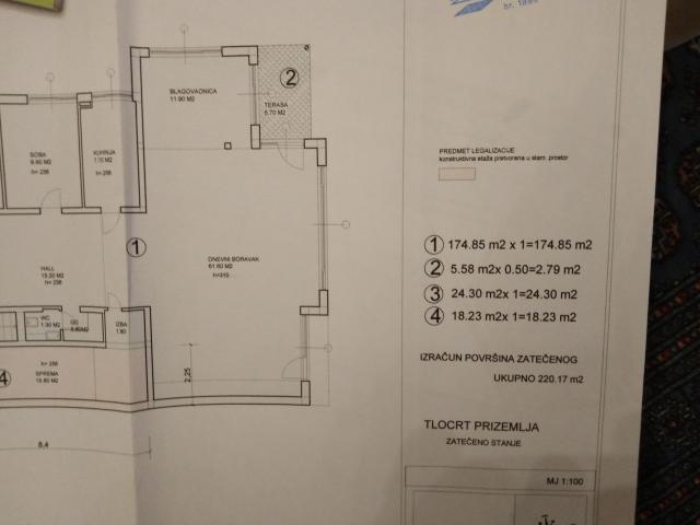 Stan: Zagreb (Maksimir), 220. 00 m2, novogradnja, REBROVAC