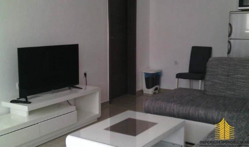 Apartmanska samostojeća kuća, 80m od mora, Privlaka/Nin