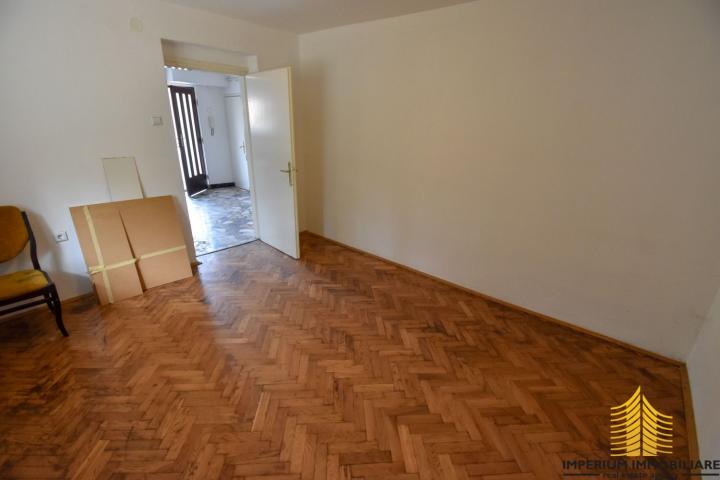 Kuća: Zagreb (Mlinovi), 192 m2 + 342 m2 okućnica, PRILIKA! (prodaja)