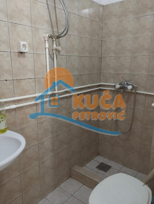 Izdaje se apartman za smeštaj radnika, 18m2!