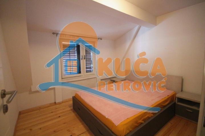 Kuća u blizini keja, 2, 3a, 146m2