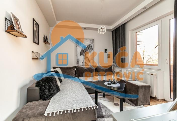 Na prodaju, kuća , Palilula, 290m2, plac 454m2