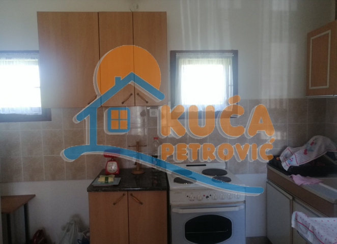 Kuća 76 m2 na 13 ari placa, Rožina, Merošina