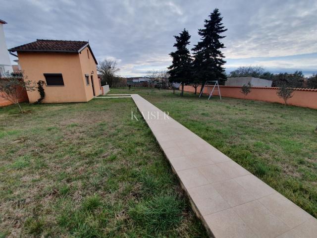 Istrien - Fažana, Haus mit einem Garten von 1462 m2