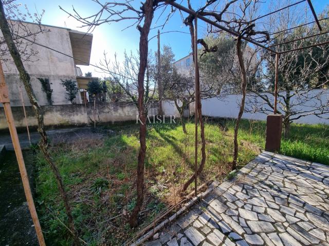 Crikvenica, Selce - Haus mit großem Garten und Blick auf das Meer