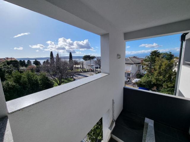 Crikvenica, Selce - kuća sa 5 apartmana 