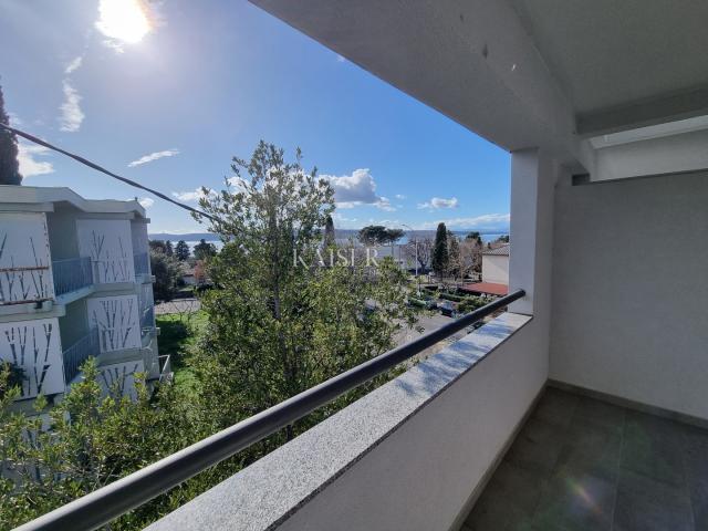 Crikvenica, Selce - kuća sa 5 apartmana 