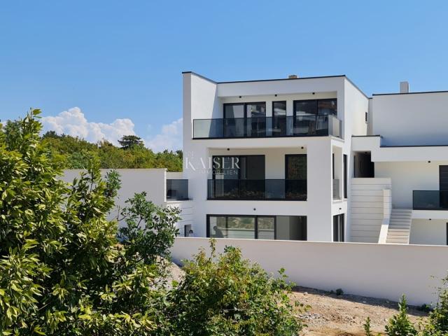 Crikvenica - luxurious two-room apartment with a panoramic view