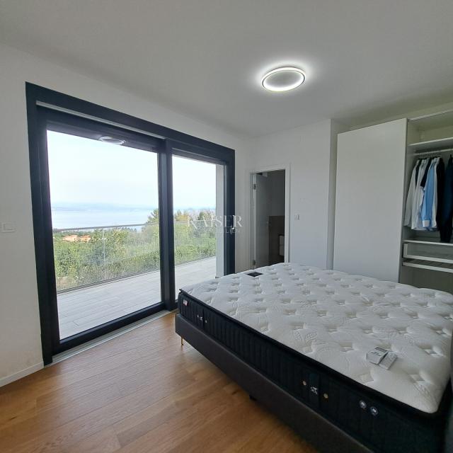 Flat Ika, Opatija - Okolica, 108m2