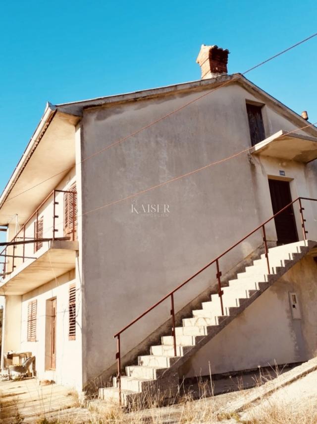 Haus Kampor, Rab, 244m2