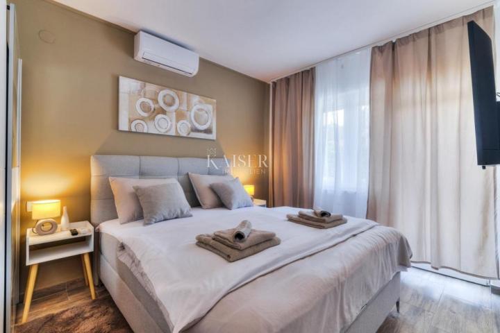 Flat Novi Vinodolski, 102,07m2