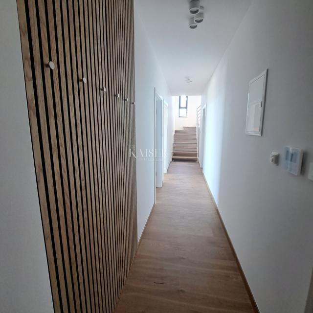 Wohnung Ika, Opatija - Okolica, 136,32m2