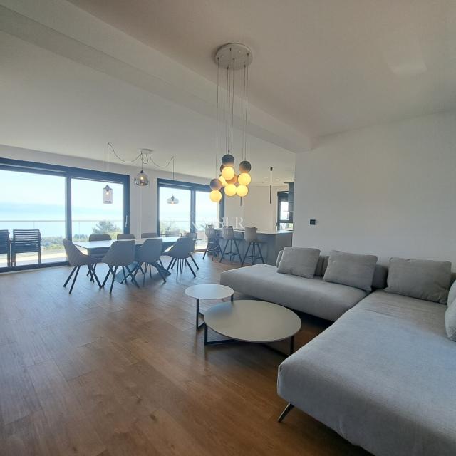 Wohnung Ika, Opatija - Okolica, 136,32m2