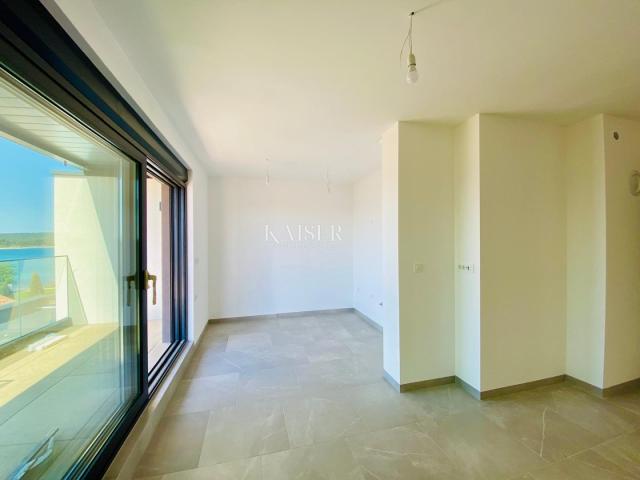 Medulin – 2 bedroom apartment on the 2nd floor, 100 m from the sea (43/8)