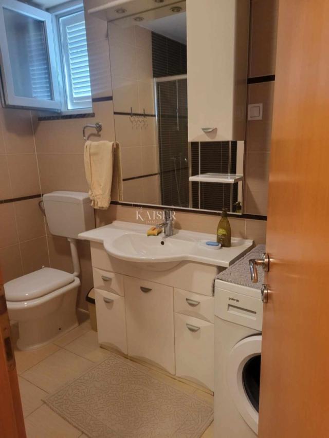 Crikvenica, Selce - stan 60m2, 2S+DB, parkirno mjesto