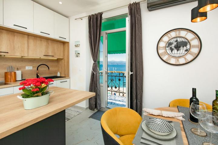 Opatija, center - apartment by the sea with a beautiful view