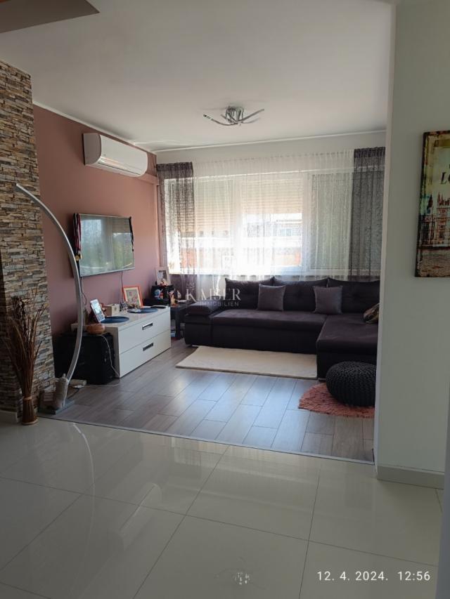 Flat Pobri, Opatija - Okolica, 84m2