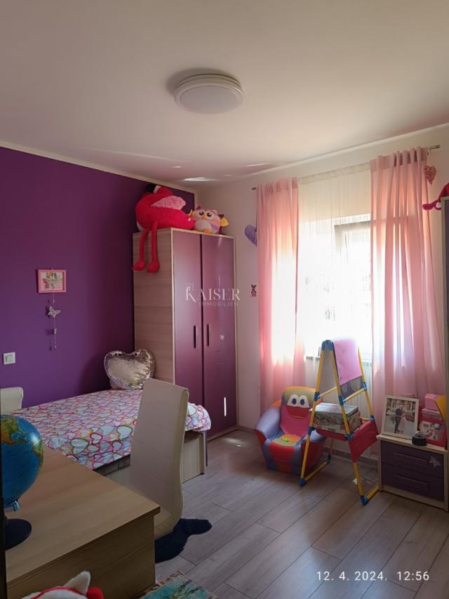 Flat Pobri, Opatija - Okolica, 84m2