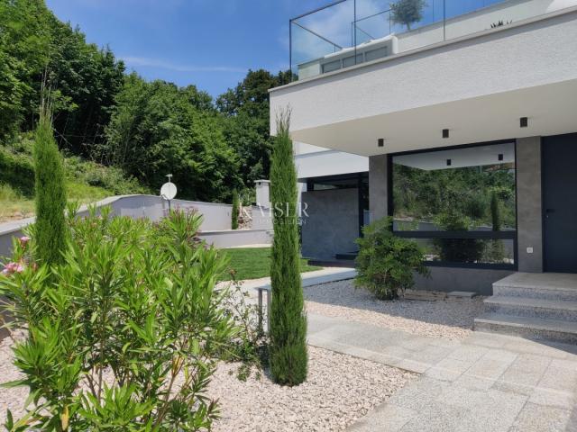 Opatija Riviera, einzigartige Villa mit spektakulärem Meerblick und city skyline Rijeku.