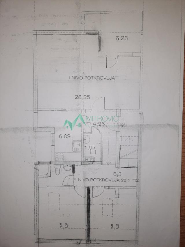 Četvoroiposoban stan na odličnoj lokaciji! Novi Sad - Nova Detelinara, 98m2 bez ulaganja! 