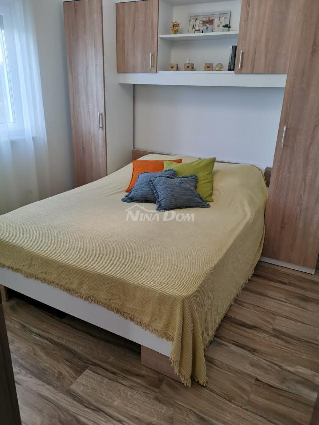 Luksuzni apartman s pogledom na more, 2. kat centar otoka Vira 