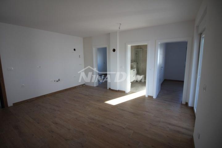 Apartman novogradnja, južna strana (voda i kanalizacija)