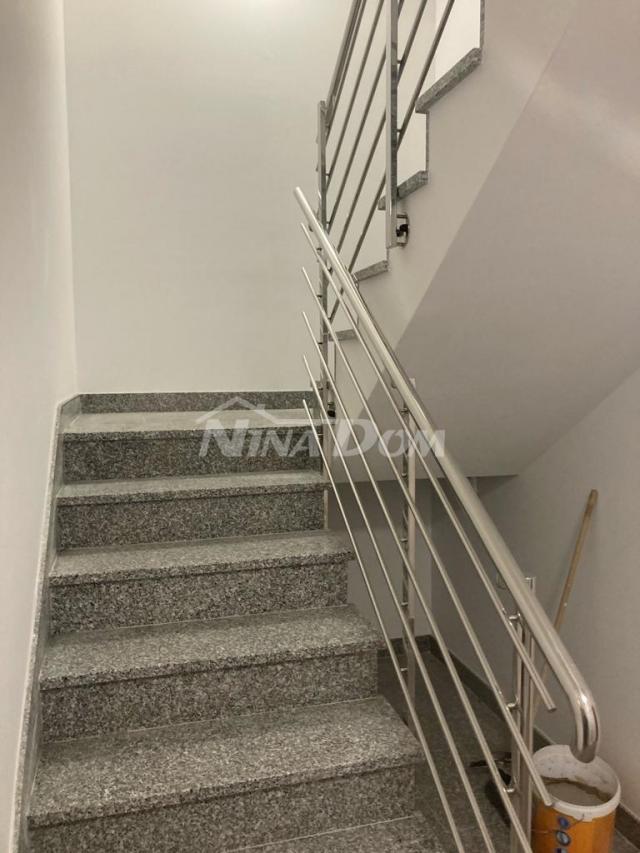 Apartman novogradnja, južna strana (voda i kanalizacija)